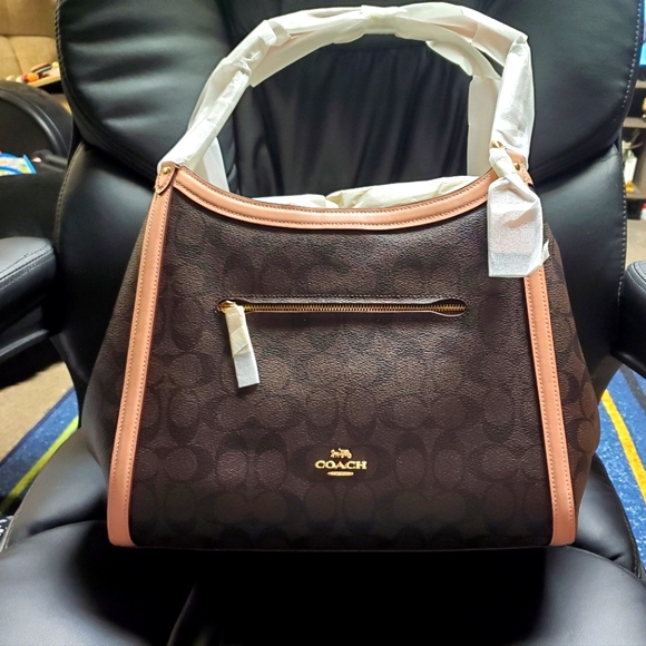Coach Handbags - Coach Shoulder bag